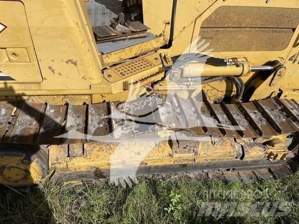 CAT D3G XL Buldožeri guseničari
