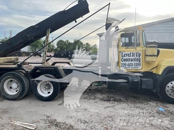 Mack RD688S Kamioni za otpad