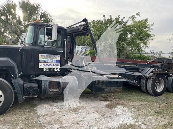 Mack RD688S Kamioni za otpad