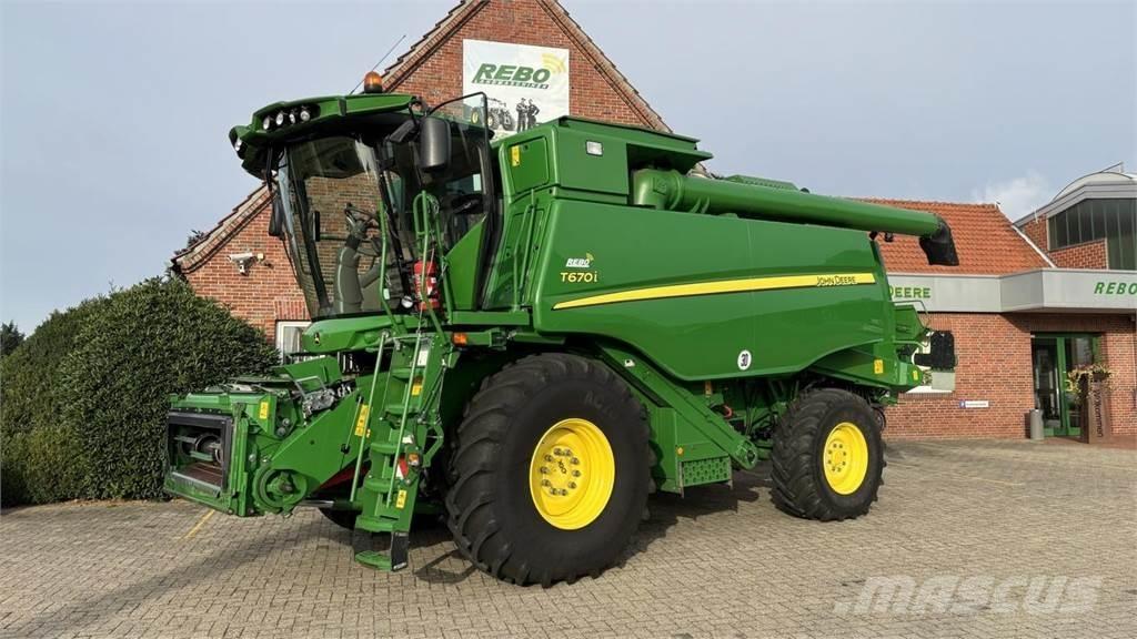 John Deere T660 Kombajni