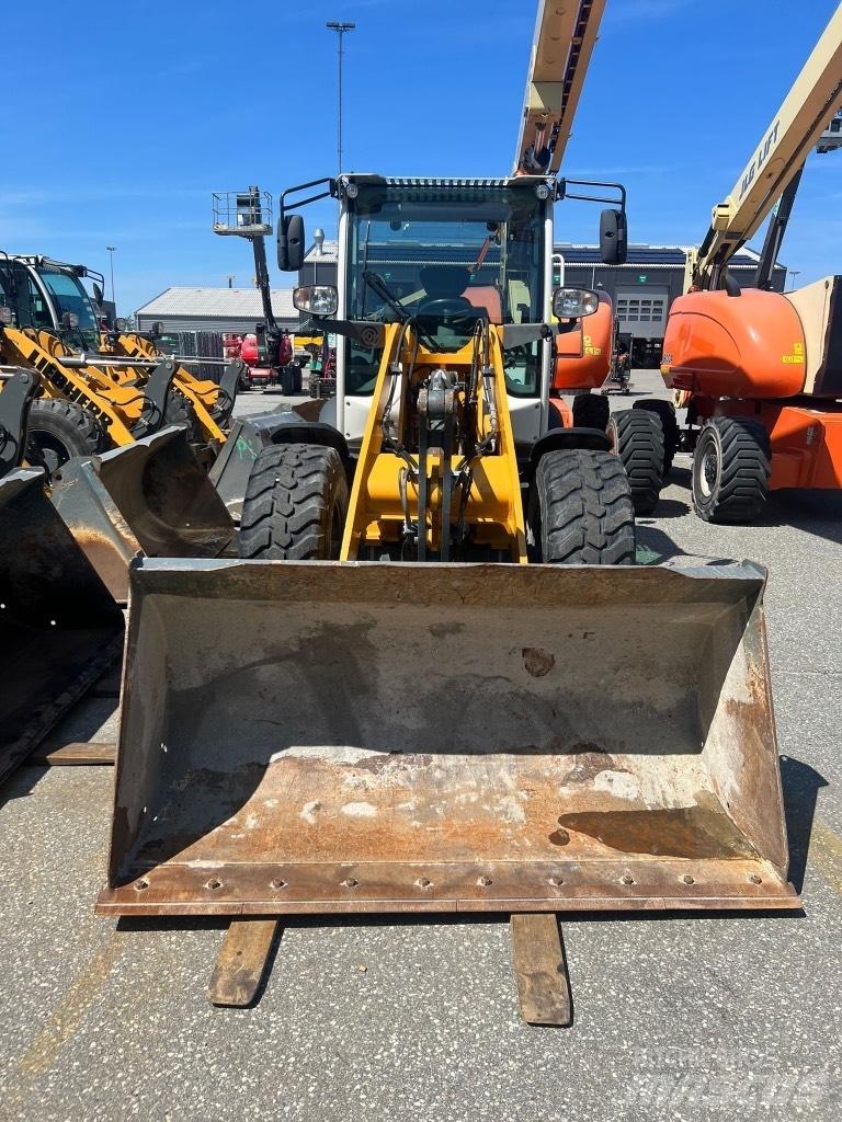 Liebherr L 506 Utovarivači na točkove