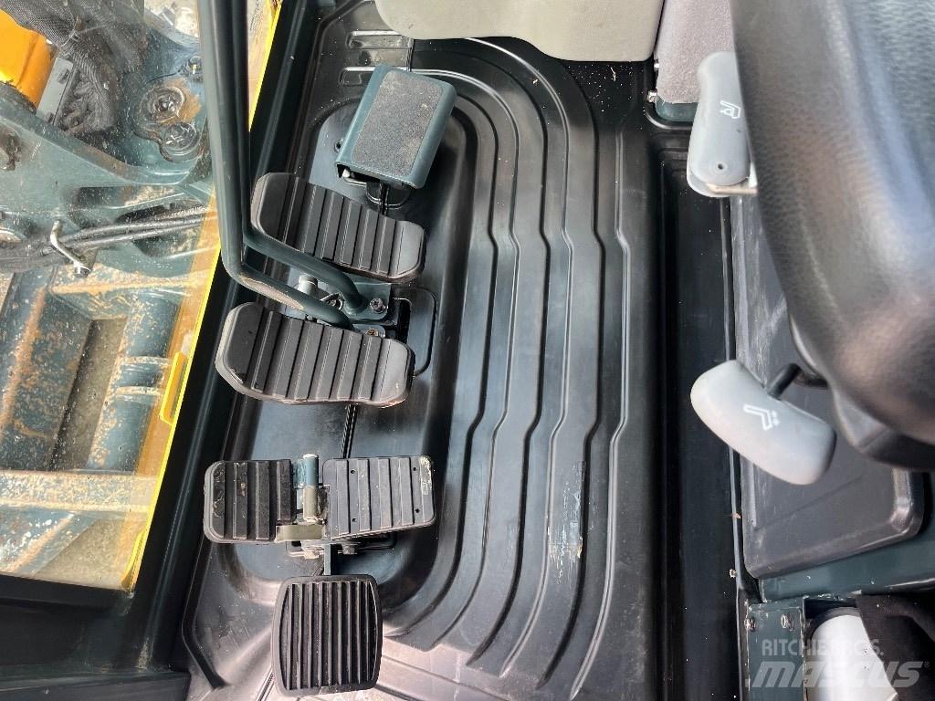 Hyundai R30 Z-9AK Mini bageri < 7t