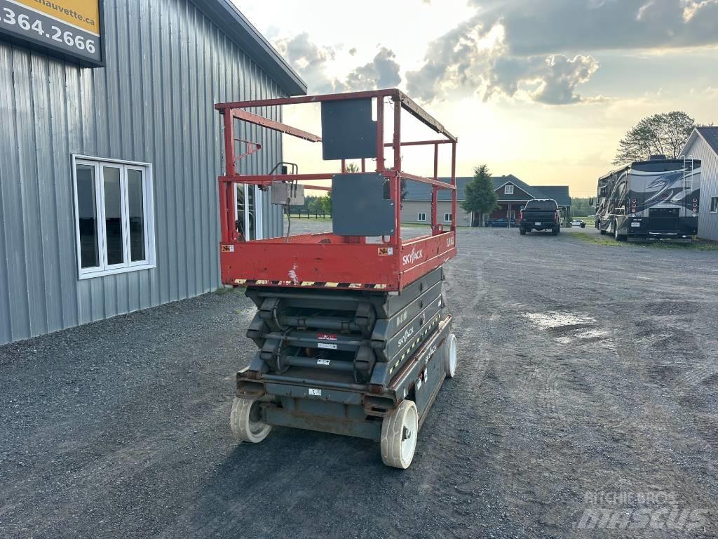SkyJack SJ 4632 Makazaste platforme