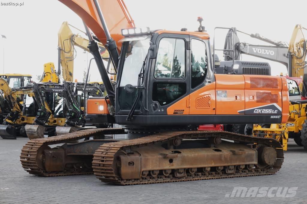 Doosan DX 255 LC-7 Bageri guseničari
