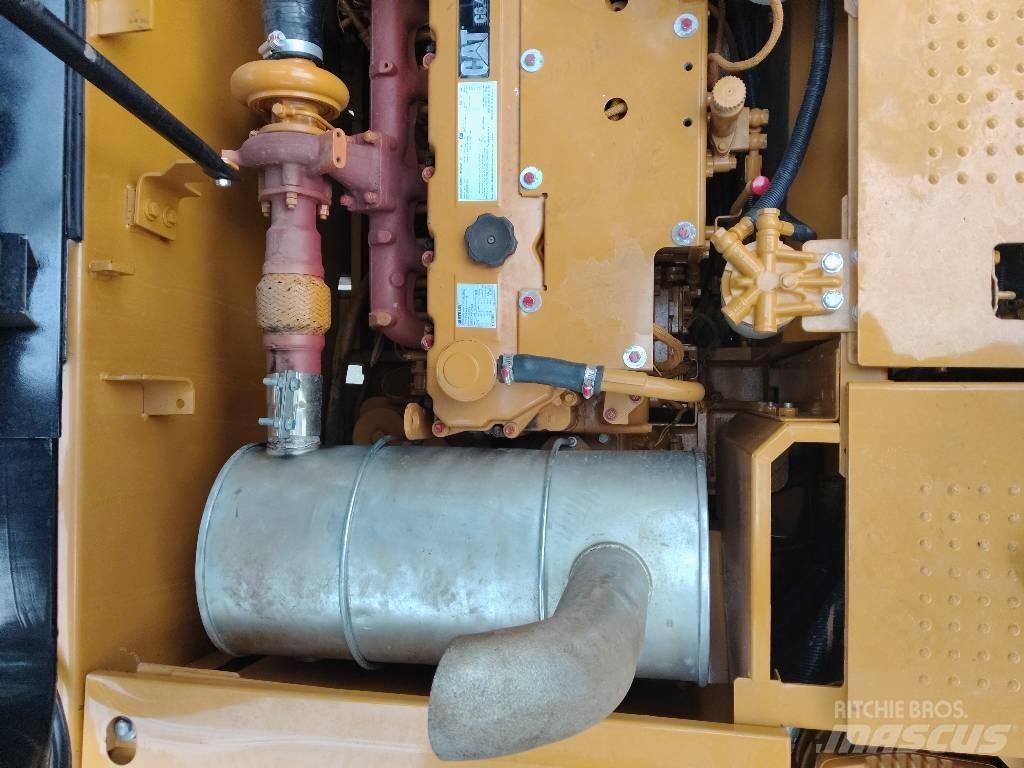 CAT 320 D L Bageri guseničari