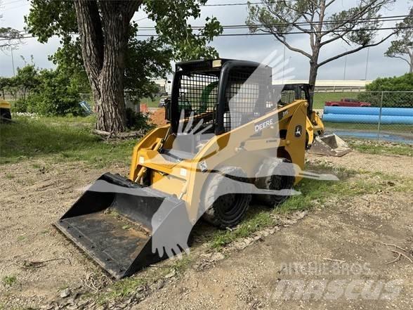 John Deere 315 Skid steer mini utovarivači