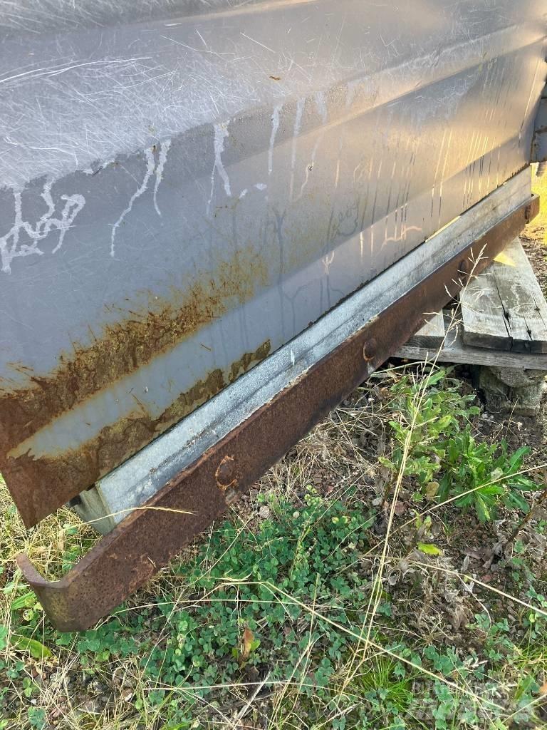 Siringe T2400 Oprema za prednji utovarivač