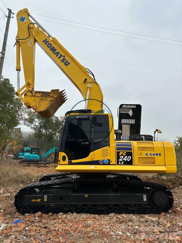 Komatsu PC 240-8 Bageri guseničari