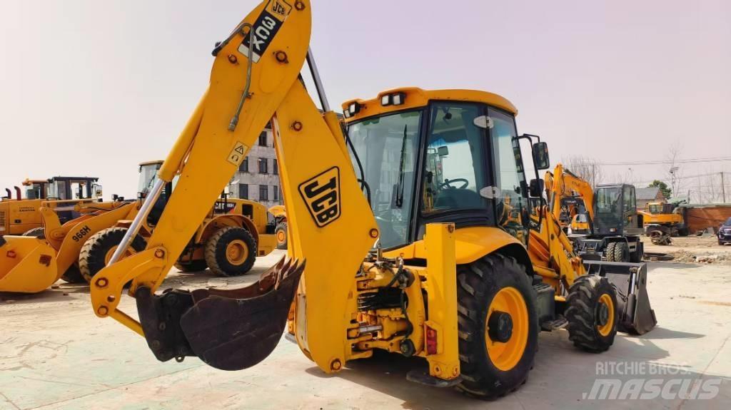 JCB 3 CX Rovokopači