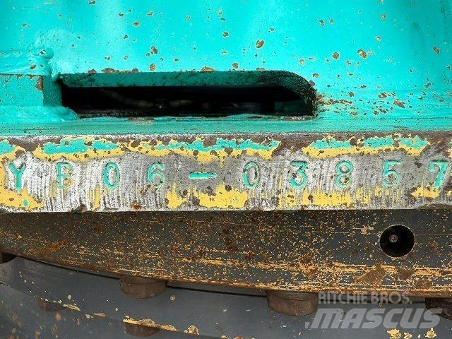 Kobelco SK 225 SR Bageri guseničari