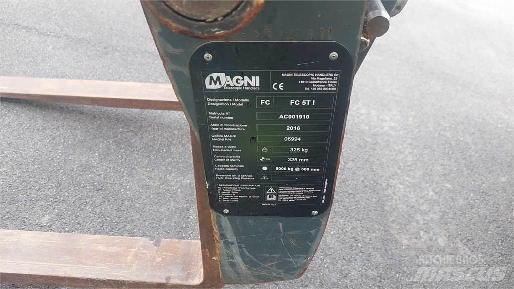 Magni RTH5.26S Teleskopski viljuškari