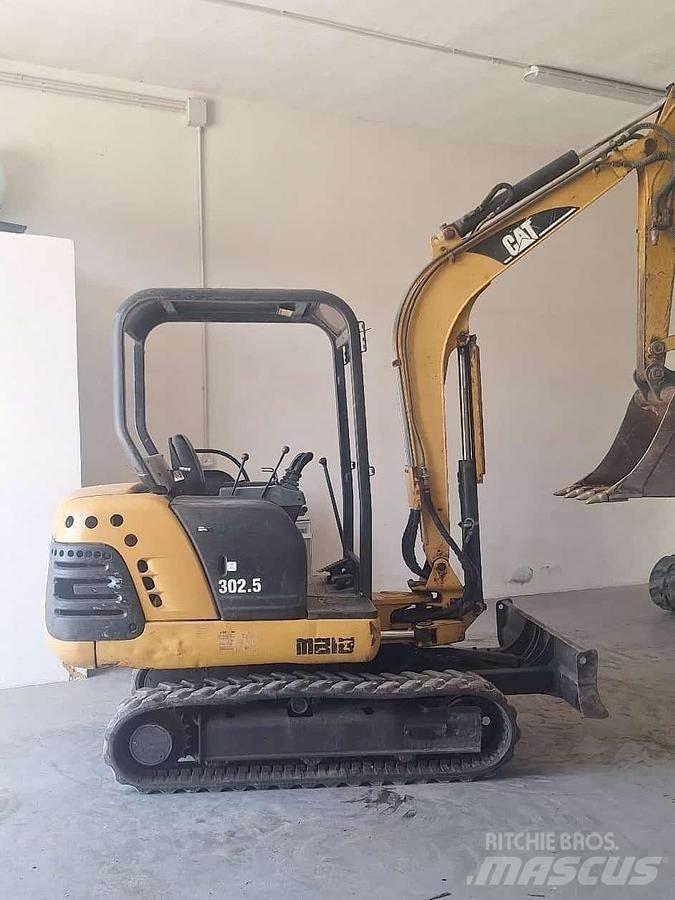 CAT 302.5 Mini bageri < 7t