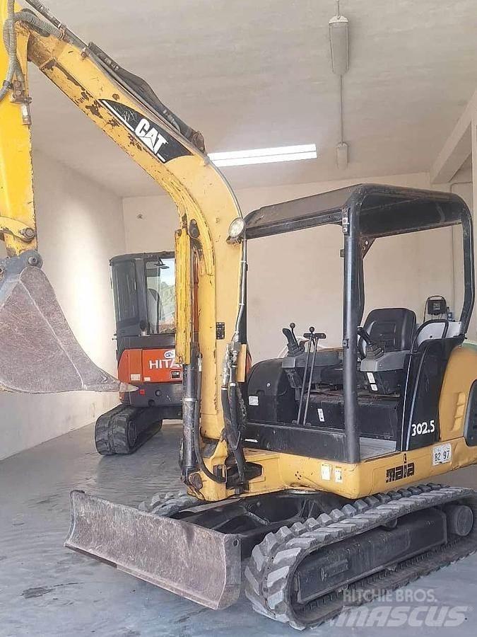 CAT 302.5 Mini bageri < 7t