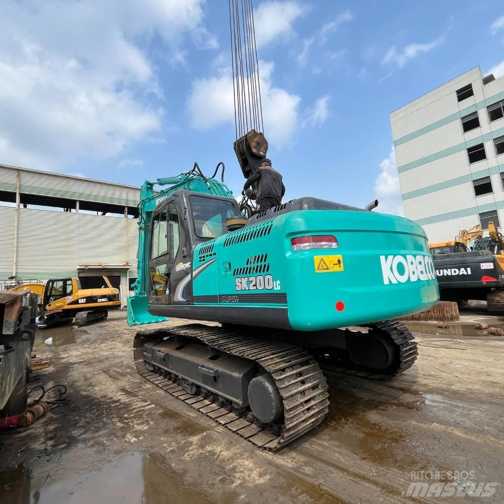 Kobelco SK200LC-8 Bageri guseničari