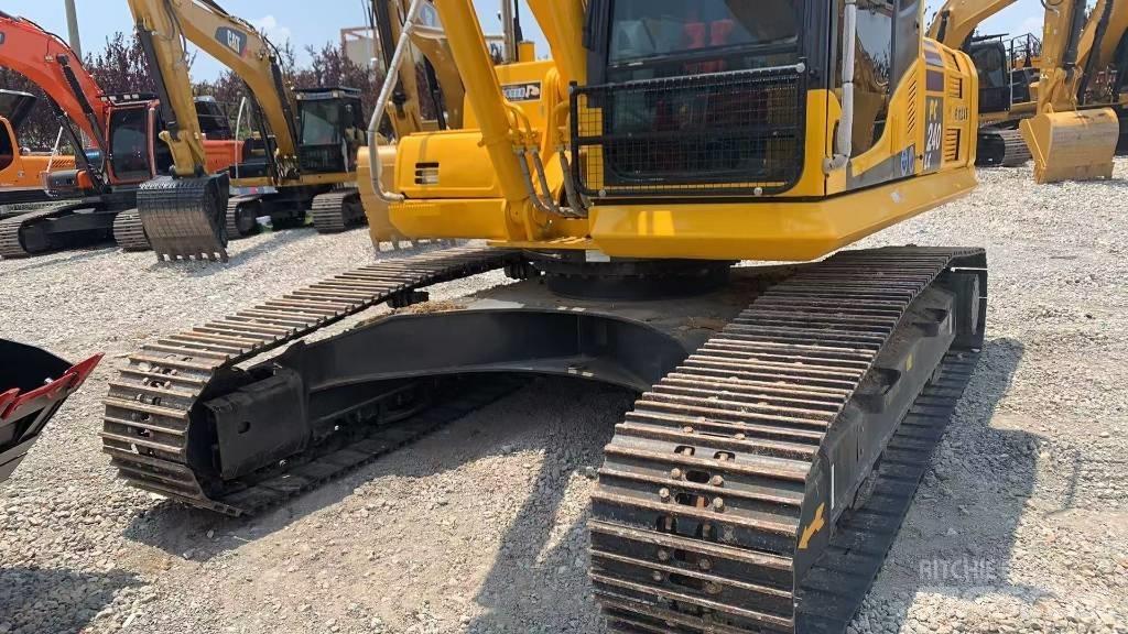 Komatsu PC240 Bageri guseničari