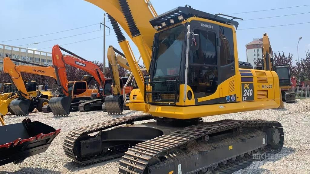 Komatsu PC240 Bageri guseničari
