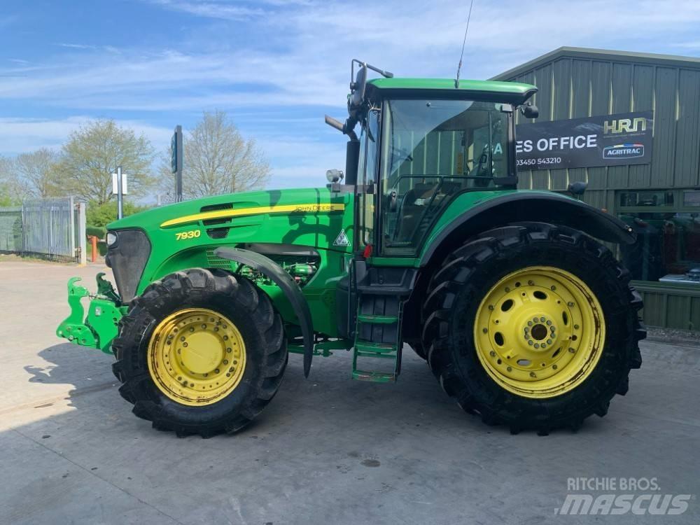 John Deere 7930 Traktori