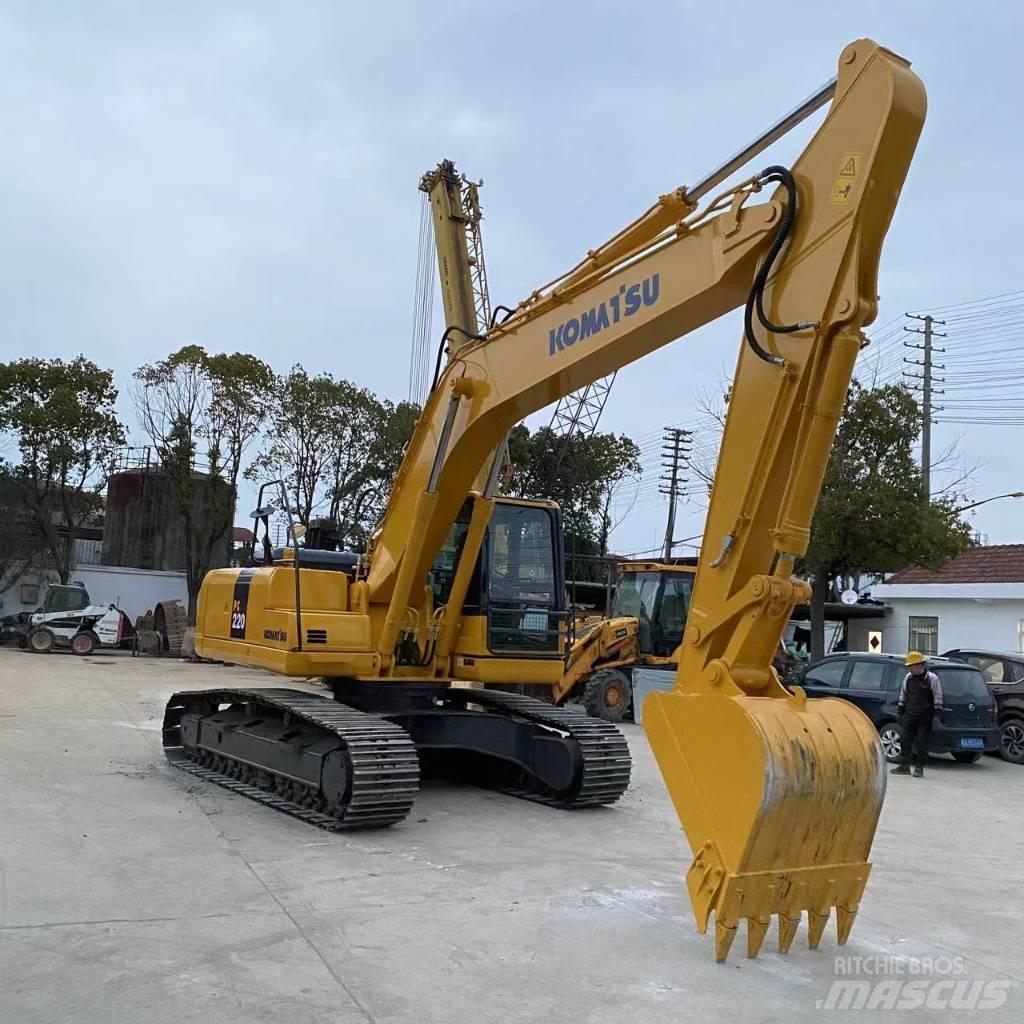 Komatsu PC 220 Bageri guseničari