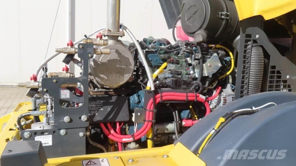 Bomag BW11 RH-5 Gumeni valjci na točkovima