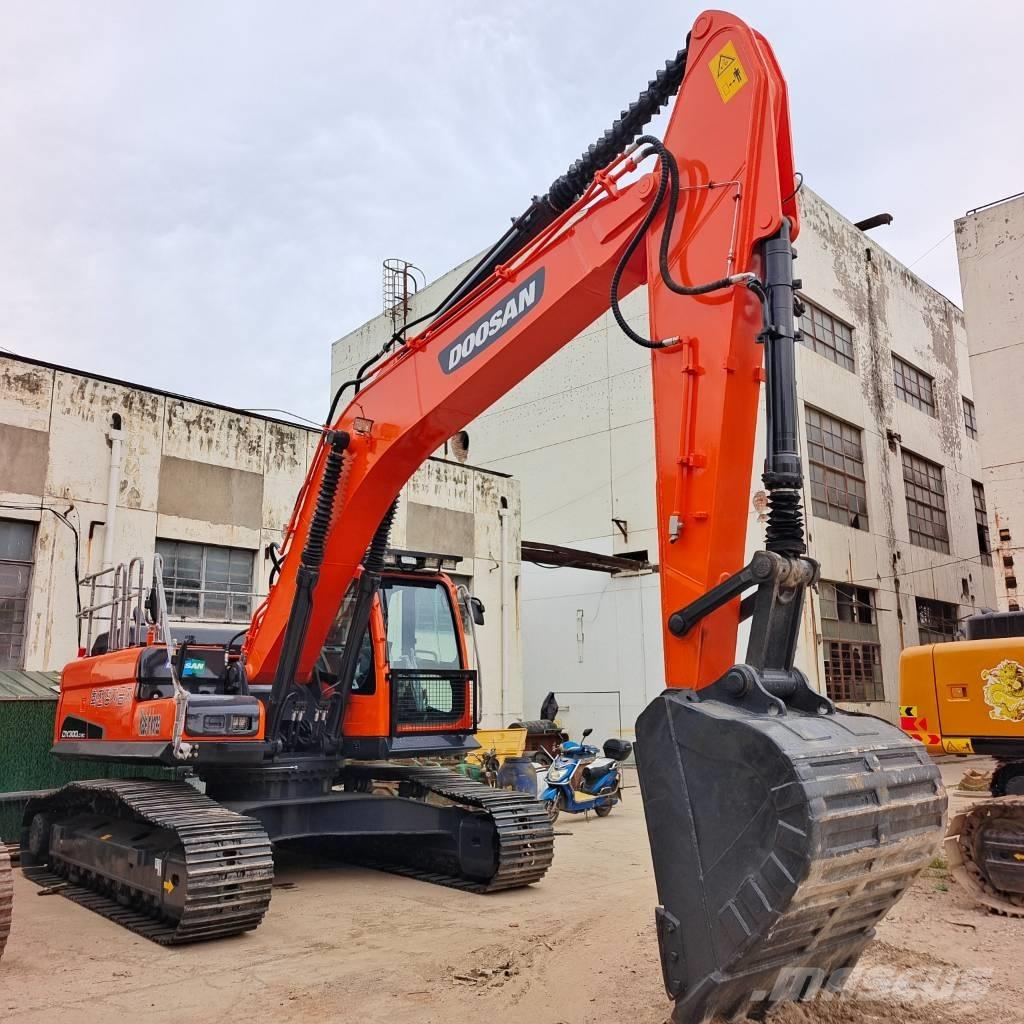 Doosan DX 300 Bageri guseničari