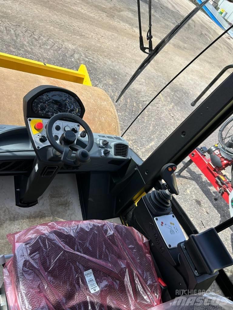 Bomag BW 211 D5 Nabijači zemlje
