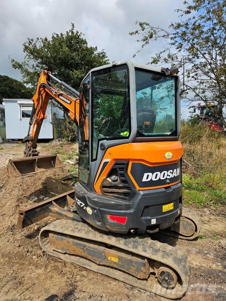 Doosan DX 27 Z Mini bageri < 7t