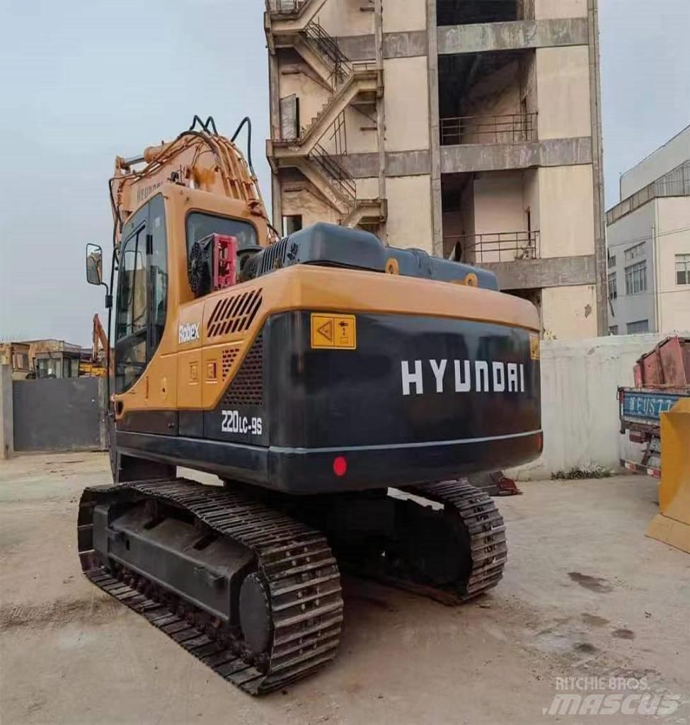 Hyundai R220LC-9S Bageri guseničari