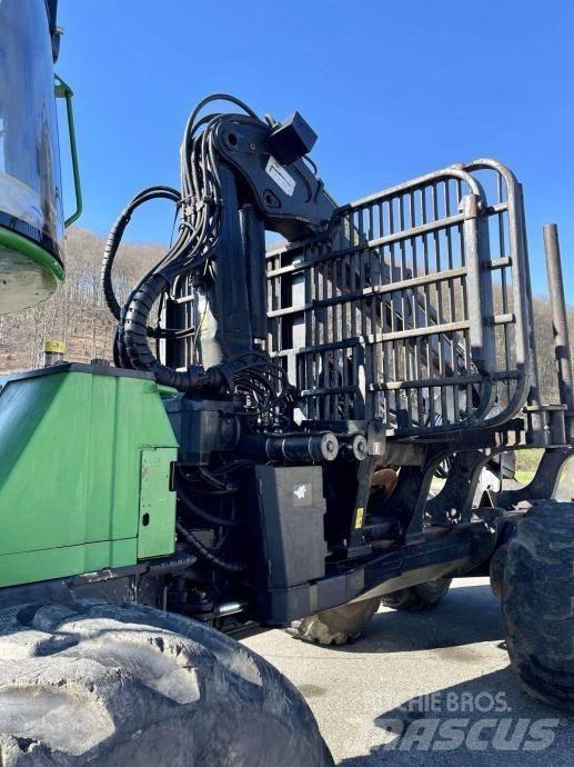 John Deere 1910 E Forvarderi
