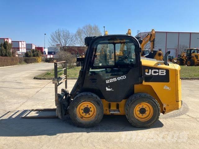 JCB 225 Skid steer mini utovarivači