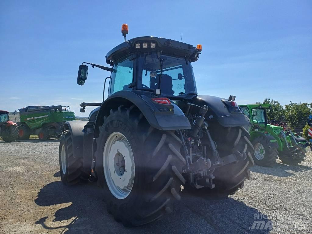 Valtra S 374 Traktori