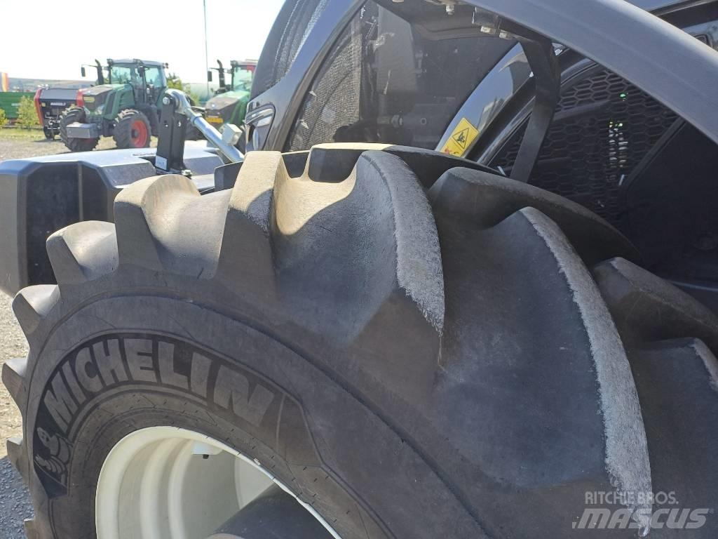 Valtra S 374 Traktori