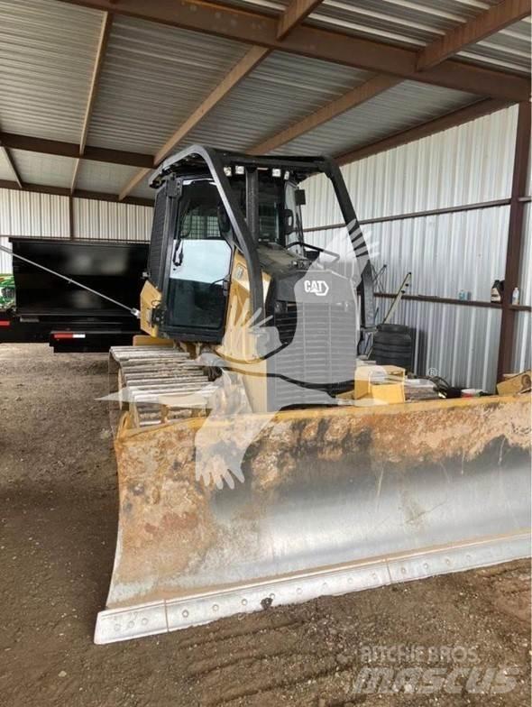 CAT D3 Buldožeri guseničari