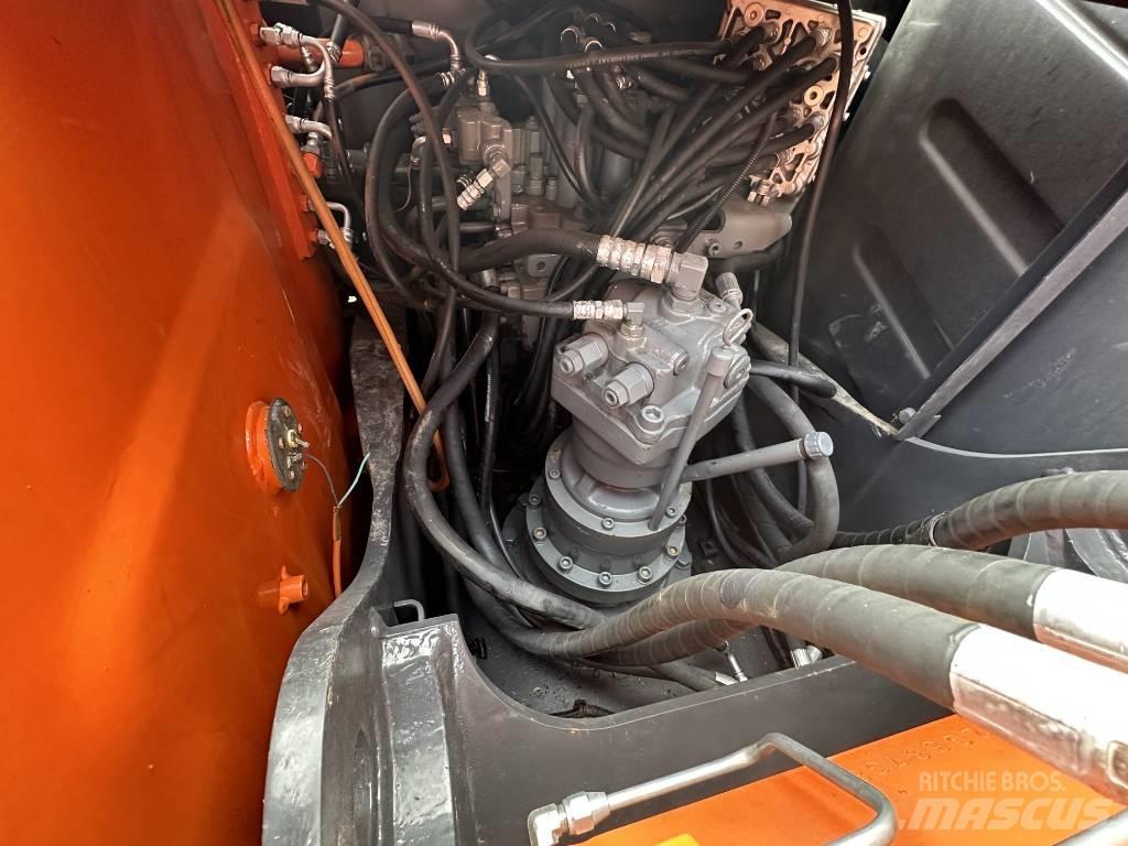 Hitachi ZX 120 Bageri guseničari