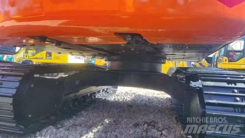 Hitachi ZX 120 Bageri guseničari