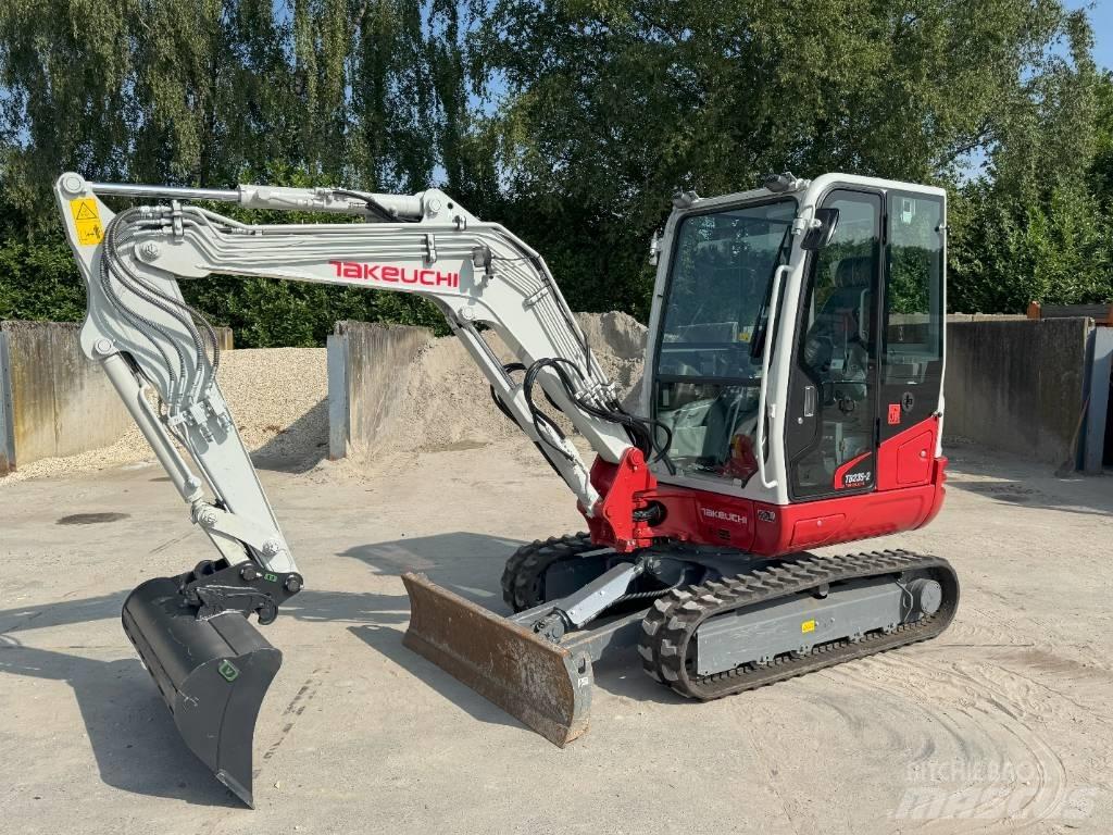 Takeuchi TB 235-2 Mini bageri < 7t