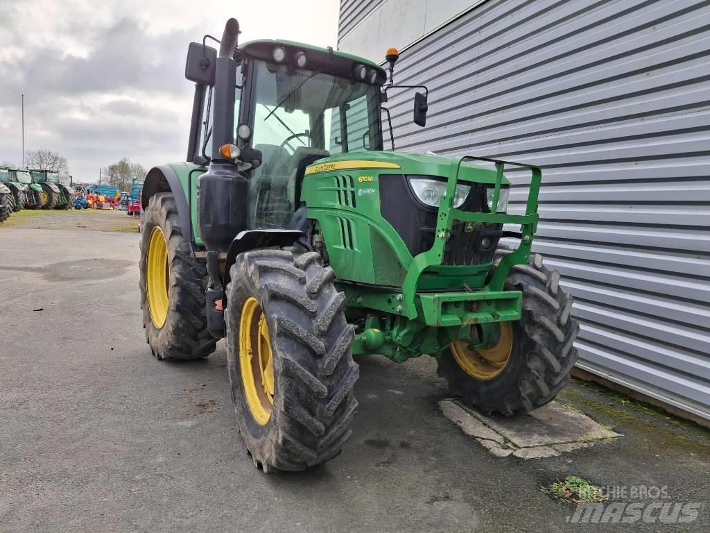 John Deere 6110M Traktori