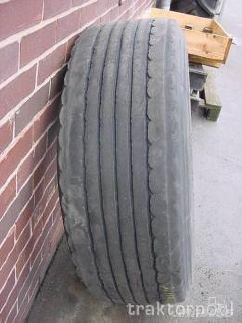  385/65 R 22,5 Gume, točkovi i felne
