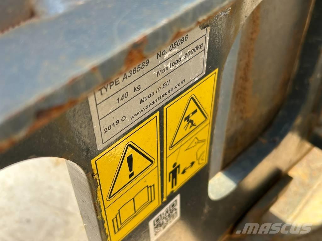 Avant 760 I Pomoćne mašine