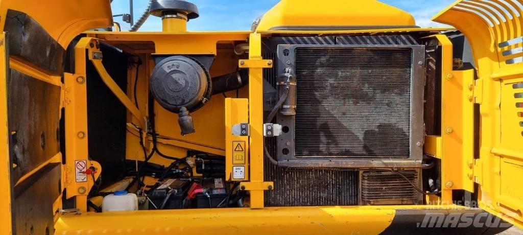 JCB JS 220 LC Bageri guseničari
