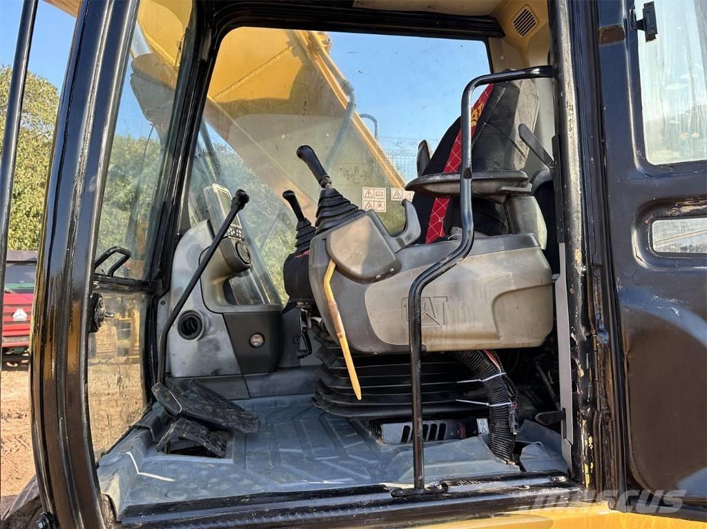 CAT 320 D Bageri guseničari