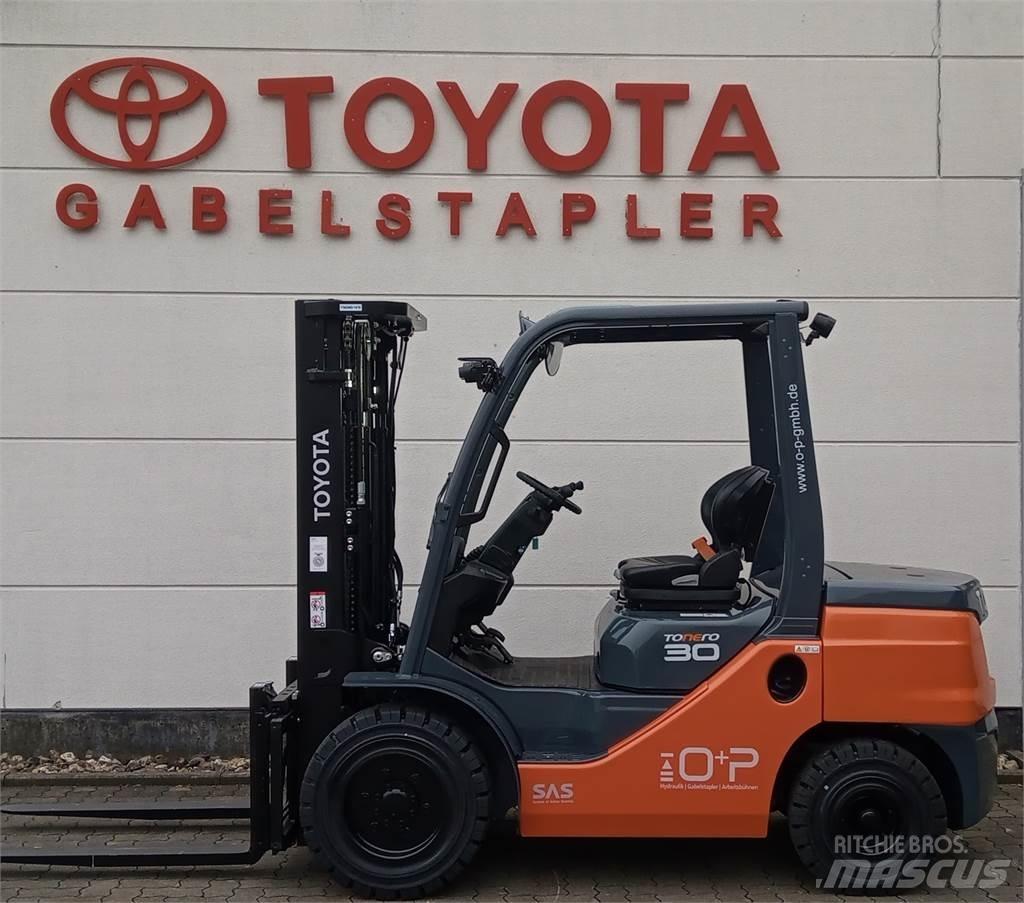 Toyota 52-8FDF30 Dizelski viljuškari