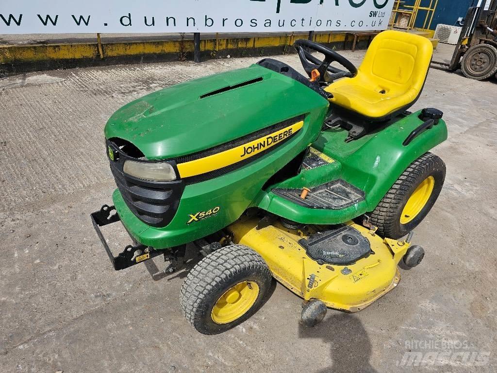 John Deere X 540 Manji traktori