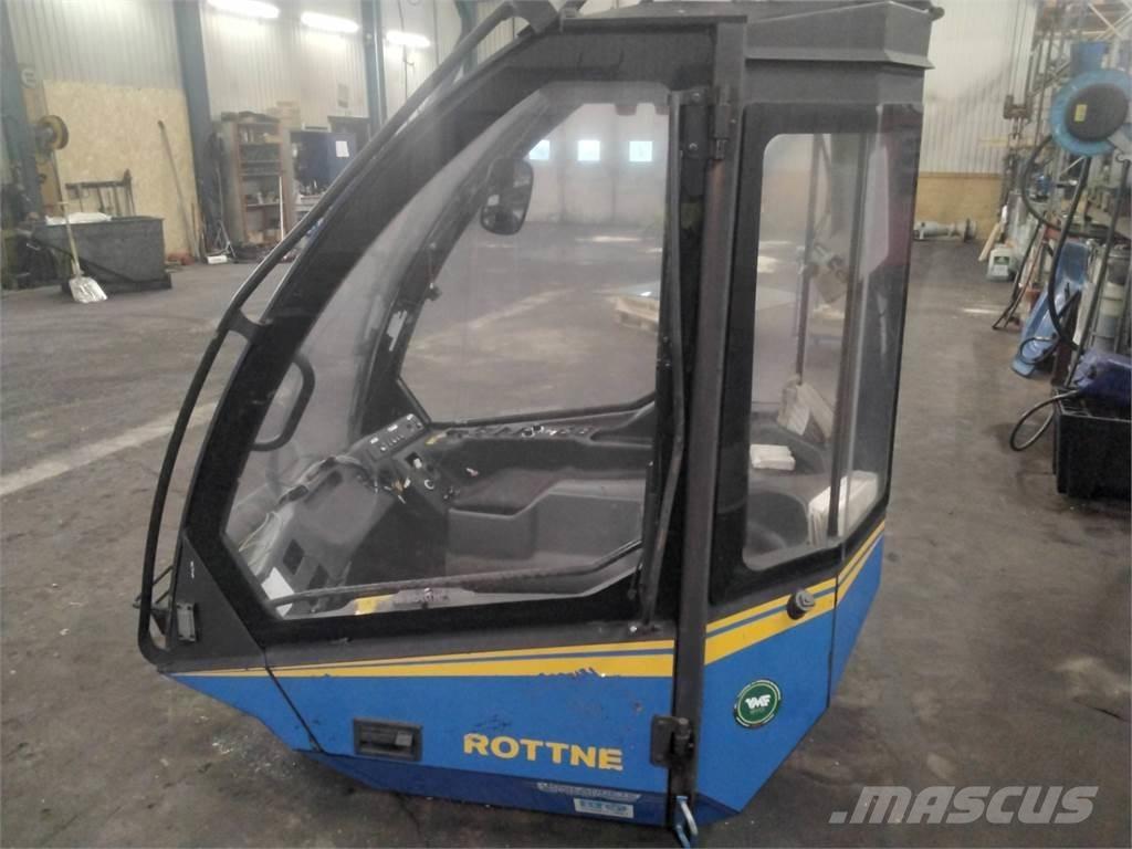 Rottne H20 Kabine i unutrašnjost