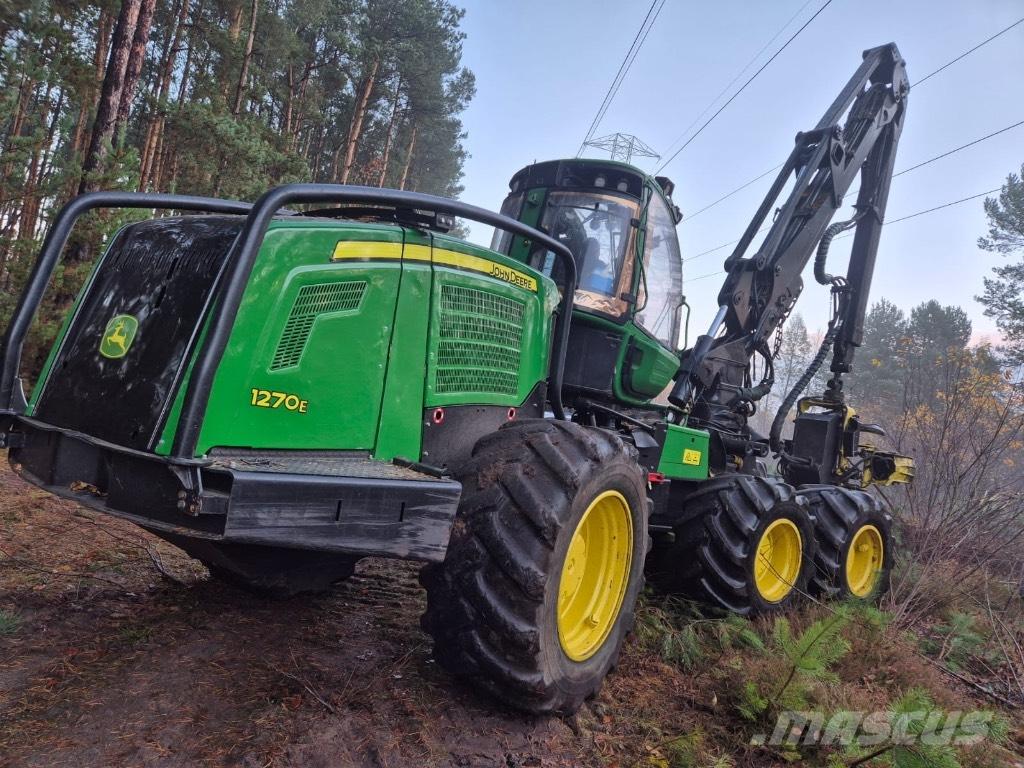 John Deere 1270 E Harversteri