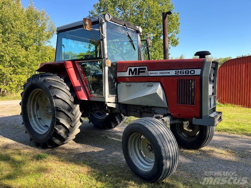Massey Ferguson 2680 Traktori