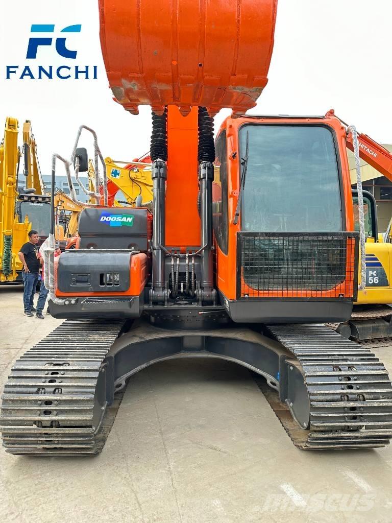 Doosan dx150 Bageri guseničari