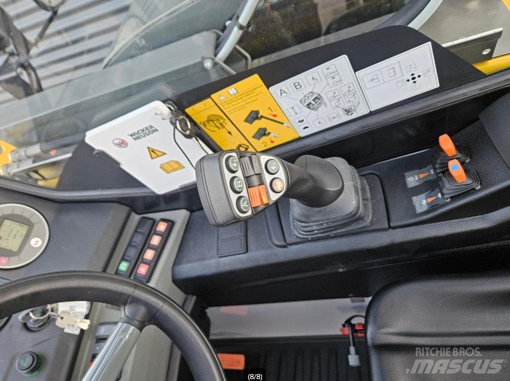 Wacker Neuson TH 412 Teleskopski viljuškari