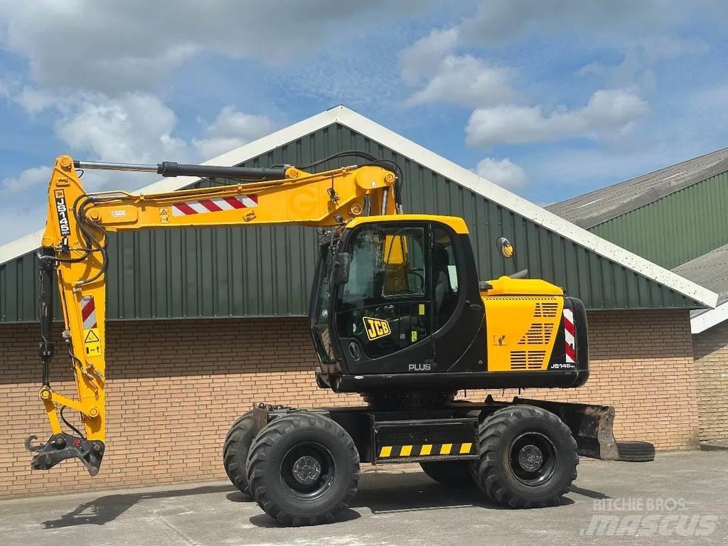 JCB JS145W Bageri točkaši