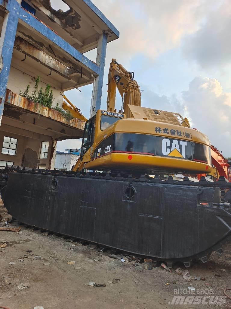 CAT 320 C Polovni amfibijski bageri