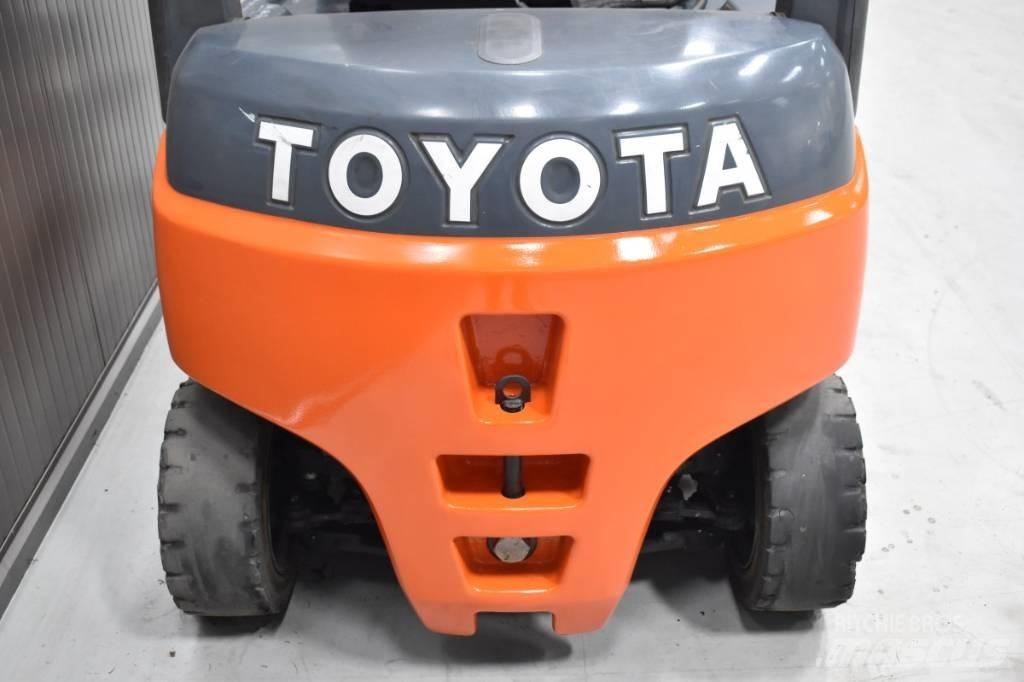 Toyota 8FBMT16 Električni viljuškari